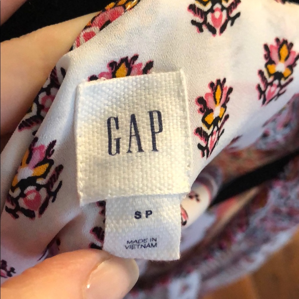 Floral top - Picture 2 of 2